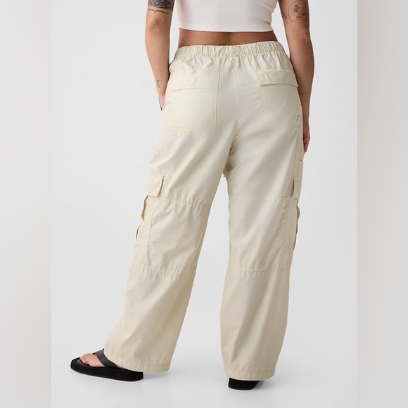 GAP Mid-Rise Cargo Parachute Pants Small - Picture 7 of 8